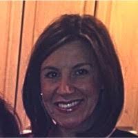 Renee Hackett's Instagram, Twitter & Facebook