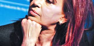 El deterioro político detrás de la enfermedad