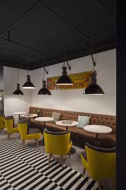 Brussels Hotel S Sharp Design Focuses On A Photographic Theme And A Great Beer Bar Interery Restoranov Interery Kofejni Interer
