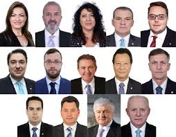 Flávio disse que se confundiu na hora de preencher a cédula de votação e garantiu que, apesar disso, é contra o aumento do fundão. 4nvbtsimgrwrem