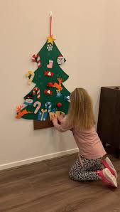 Createme Felt Christmas Tree Activity Set Felt Christmas Tree Christmas Tree Kit Christmas Activities For Kids