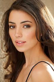 Nora Hall : r/PrettyGirls