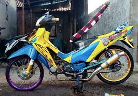Halo brother biker 😀 yups.honda supra x 125 secara penjualan memang rajanya motor bebek. Modifikasi Supra X 125 Terkeren Dan Terbaru 2021 Otomotifo