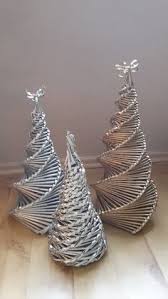 Weihnachtsbaum Tannenbaum Christmas Tree Aus Zeitungsrollchen Last Minute Geschenke Weihnachtsbaum Basteln Basteln Weihnachten Weihnachtsbasteln