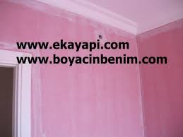 Boyanız su bazlı boya ise su ile, sentetik boya ise tiner ile inceltmelisiniz. Yagli Boyanin Ustune Subazli Boya Nasil Uygulanir