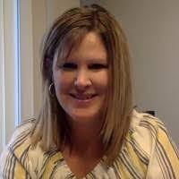 Deanna Cline's Instagram, Twitter & Facebook