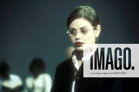 AMERICAN PSYCHO II: ALL AMERICAN GIRL, Mila Kunis, 2002. Lions Gate  courtesy Everett Collection