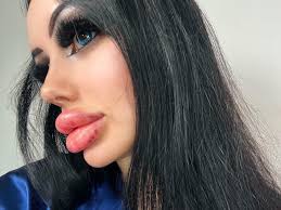Sex doll 🔞porn, fetish videos (long tongue,big lips, long nails) 🐍🐈‍⬛  Free OF : rOnlyFans101