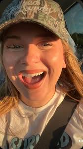 How I feel about having an actual song to come out with 😃😃😃😃😃😃thank  you guys for all your love. Makes me so happy. Go PRE SAVEEEE