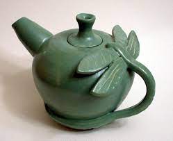 Green Dragonfly Tea Pot Love This Tea Pots Tea Novelty Teapots