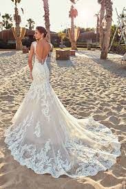 Auch für starke bräute in großen größen lassen wir keine brautkleider wünsche offen. Brautmode Brautkleider Fur Koblenz Fur Magische Hochzeitsmomente