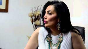 إلى ذلك، تلقت الفنانة آلاف التعليقات التي. Ø­ÙˆØ±ÙŠØ© ÙØ±ØºÙ„ÙŠ ØªØ³ØªØ¹Ø±Ø¶ Ù…Ù†Ø²Ù„Ù‡Ø§ Ø¹Ù„Ù‰ Ø§Ù†Ø³ØªÙ‚Ø±Ø§Ù… Ø´Ø§Ù‡Ø¯ÙˆØ§ ÙØ®Ø§Ù…ØªÙ‡ Ù…Ù† Ø§Ù„Ø¯Ø§Ø®Ù„ Ù…Ø¬Ù„Ø© Ø³ÙŠØ¯ØªÙŠ