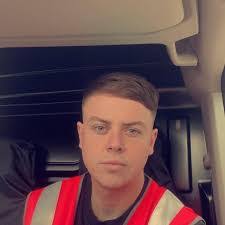 Brad Whiteley's Instagram, Twitter & Facebook