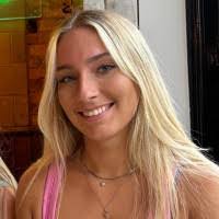 Katie Burr's Instagram, Twitter & Facebook