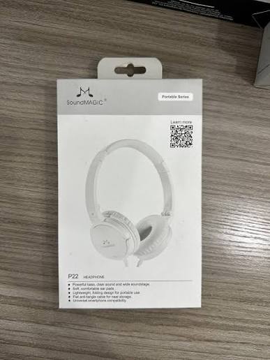 UNBRAND  WIRELESS HD+ HEADPHONE - P22 