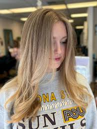 Hi everyone! I'm a hairstylist Roots South Salon. I'm currently taking new  clients and would love the opportunity to meet you! ✨DM for available  appointments ✨Instagram.com/emileehall.hair ✨FB Page: Emilee Hall