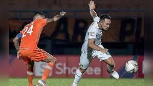 Laga yang mempertemukan borneo indonesia vs persebaya surabaya berlangsung di stadion si jalak harupat soreang, kabupaten bandung, jawa barat. Hasil Pertandingan Liga 1 2019 Borneo Fc Vs Persebaya Surabaya Indosport