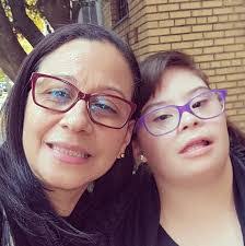 Ramona Tompkins's Instagram, Twitter & Facebook