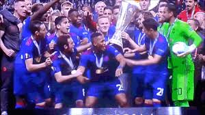 Victory gave blues boss maurizio sarri the first trophy of his managerial career and ensured the gunners will miss out on next season's champions league. Gif Manchester United Lift Europa League Cup Witty Futty