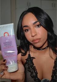 @First Aid Beauty sponsor me 🙂