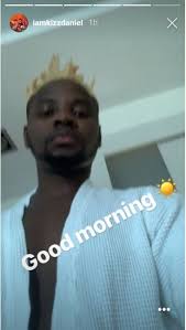 Kizz daniel disclosed that his woman welcomed a set of triplets but they lost the third, jamal, on the fourth day after delivery. Kizz Daniel Is Searching Of A Wife With His New Blonde Look Gistxclusivetv