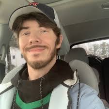 Jake Randall's Instagram, Twitter & Facebook