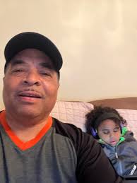 May God bless Lord Zeus's family in Jesus name, smallie you never see  anything self, blessings of God will continue to shower 🚿🚿 you more and  more in Jesus mighty name. To