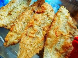 Poissons Frits Bien Croustillants La Poisson Frit Poisson Grille Recettes De Cuisine