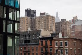 See tripadvisor's new york city, ny hotel deals and special prices on 30+ hotels all in one spot. Empty Apartments In Manhattan Reach Record High Topping 13 000 London Daily