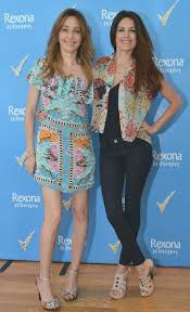 Facebook gives people the power to. Vero Lozano E Isabel Macedo Fashion Women Outfits