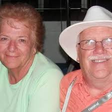 Does Mardi Gras have self service laundry?