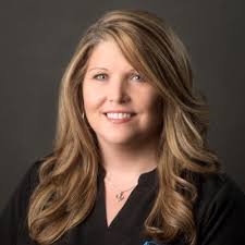 Darlene Howell (@dmhowell75)