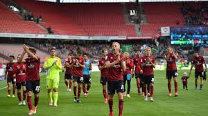 Auch stadion luft schnuppern dann bewirb dich! Fcn Vorstand Niels Rossow Leere Range Sind Gift 2 Bundesliga Bild De