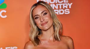 Let's Meet The Young College Football Player That Kristin Cavallari Is  Reportedly Dating After Her Divorce From Jay Cutler READ MORE:  https://www.totalprosports.com/nfl/kristin-cavallari-dating-young-college-football-star/