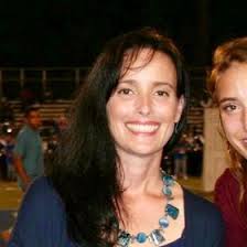 Lisa Riccio (footballwidow98)