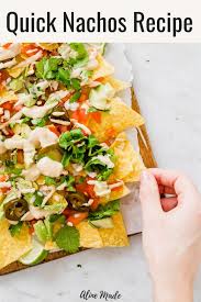 One Of The Quickest Vegan Nachos Recipe Ever These Nachos Are Loaded With Veggies And A Good Dash Of Vegan Nacho Cheese Video In 2020 Nachos Rezept Nachos Mit Kase Rezepte