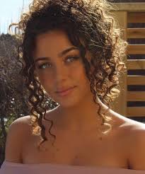 Pin Von Unicorngabi Auf Hair Styles Naturlocken Frisuren Lockige Haare Schone Haare