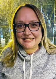 Darcy Dunn's Instagram, Twitter & Facebook