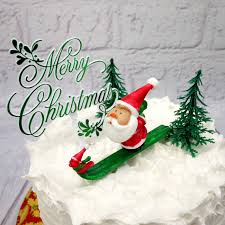 Make the rolled fondant, cover the bowl, and let it rest for 20 minutes. Skiing Santa Trees And Motto Christmas Cake Set