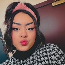 Val Estrada (@val.and.ver) • Threads, Say more