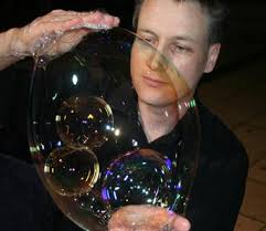 Allan Cullen Australia's Bubble Artist