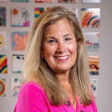 Lorrie Brennan's Instagram, Twitter & Facebook