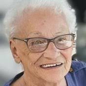 Alice Papp's Instagram, Twitter & Facebook