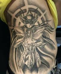 Impresionante Tatuaje De Shaka De Virgo Tatuaje Virgo Tatuaje De Caballero Caballeros Del Zodiaco Dibujos Personajes de los caballeros del zodiaco. impresionante tatuaje de shaka de virgo