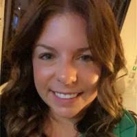 Shauna Raymond's Instagram, Twitter & Facebook