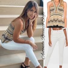 Roccuzzo was first mentioned in the media when she and messi publicly announced their antonela roccuzzo is the wife of famous soccer player lionel messi and mother of their three sons thiago. Antonela Roccuzzo Style