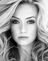 Stephanie Renee Wall (Performer)