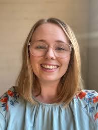 Amy Ahern's Instagram, Twitter & Facebook