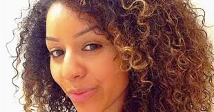 I have spoken to eight women who have been through this experience. What It Looks Like To Be One Year Into A Natural Hair Journey Naturallycurly Com