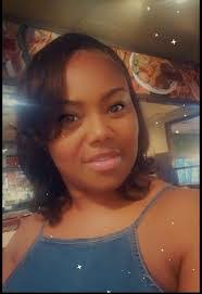 Shanta Jones's Instagram, Twitter & Facebook